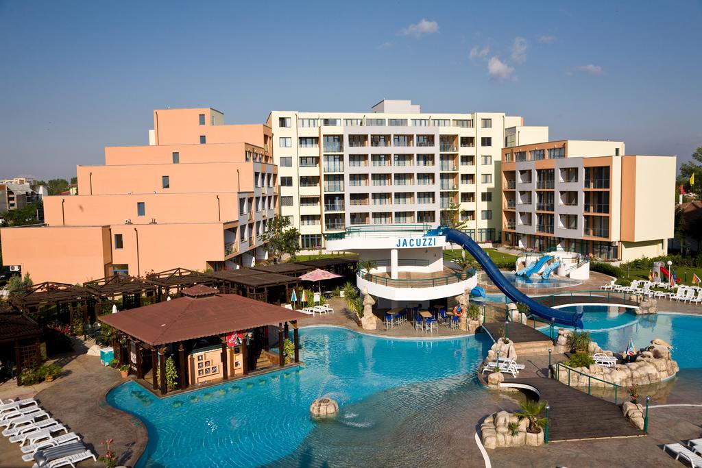 TRAKIA_PLAZZA_APARTMENTS_HOTEL_SUNNY_BEACH_BULGARIA_AIR_TOUR_TRAVEL 